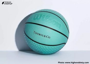 Bola Basket Biru dari Wilson dan Tiffany & Co.